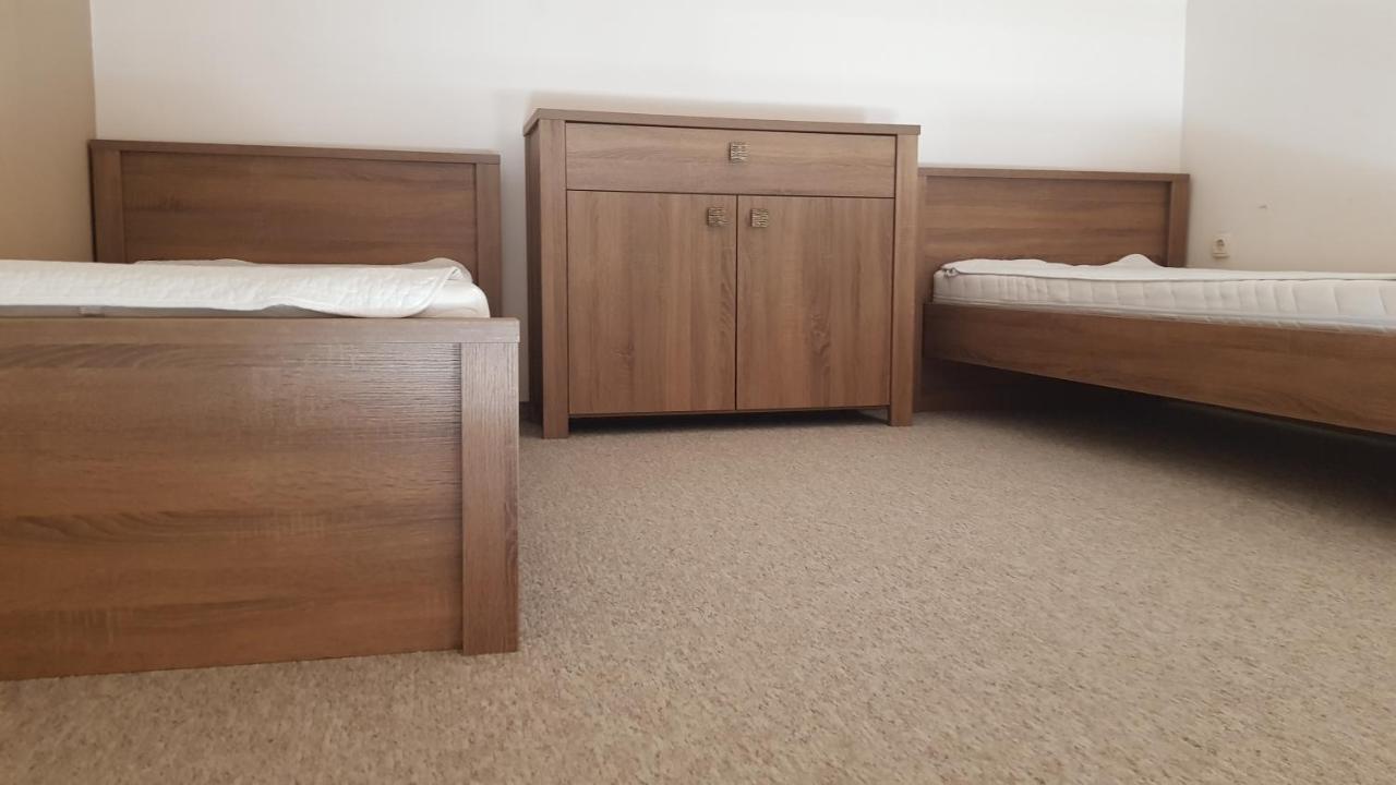 Végvár Delux apartman Gyula Extérieur photo