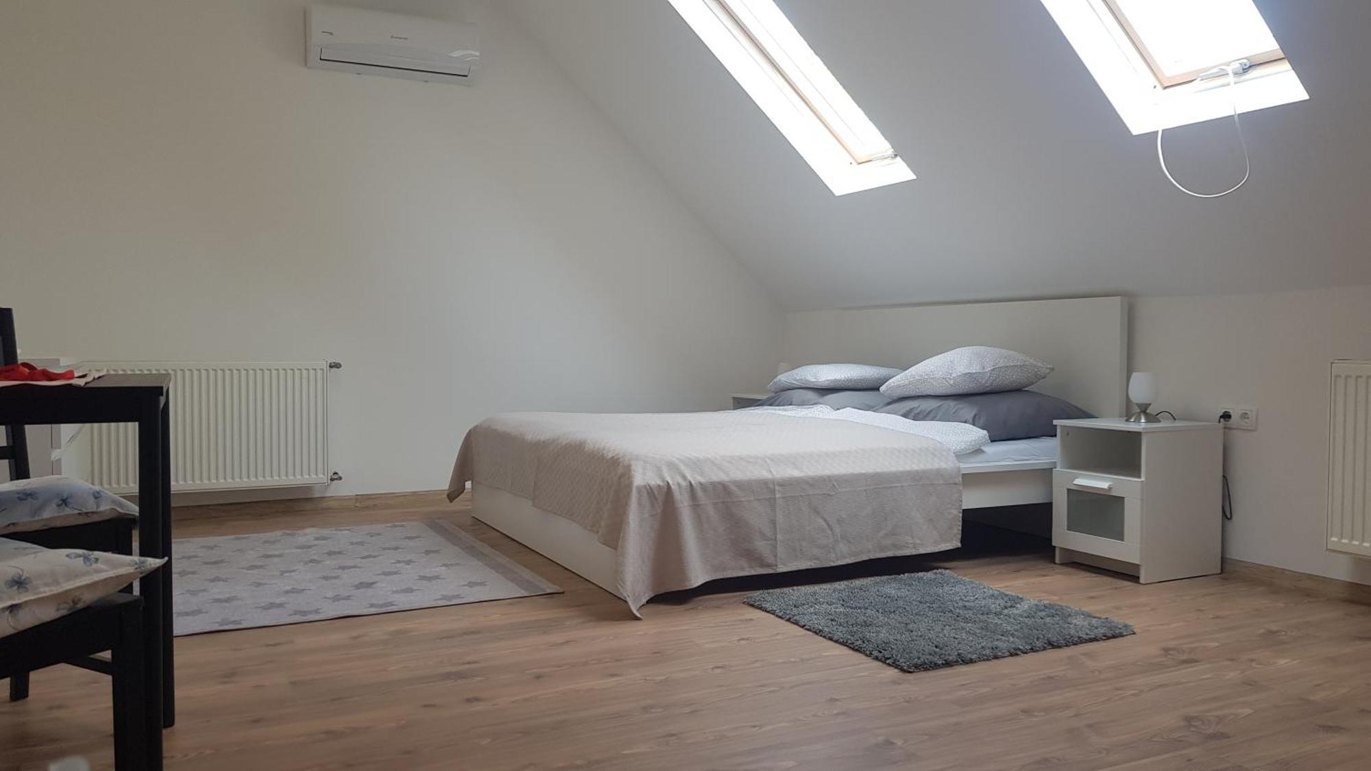 Végvár Delux apartman Gyula Extérieur photo